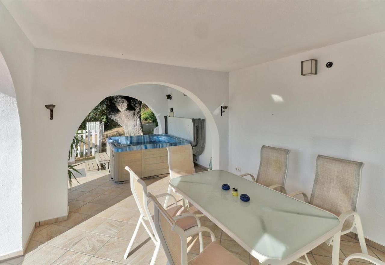 מיחאס Nice And Spacius Villa Near Fuengi מראה חיצוני תמונה
