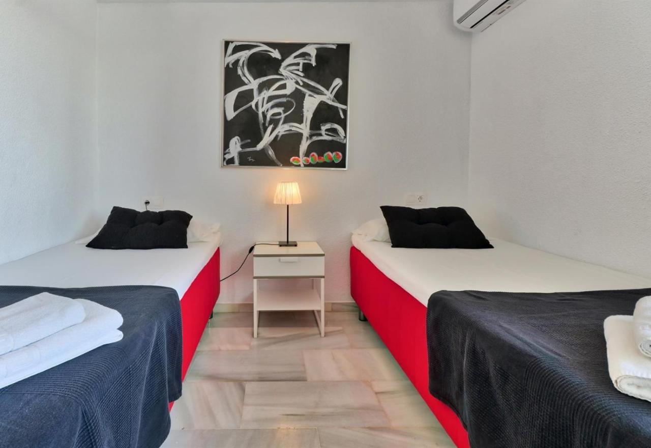 מיחאס Nice And Spacius Villa Near Fuengi מראה חיצוני תמונה